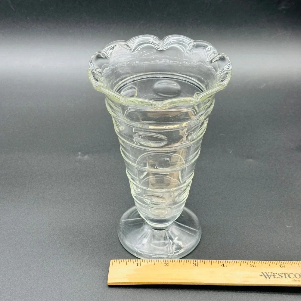 Vintage Clear Pressed Glass Footed Bud Vase Scalloped‎ Rim 7